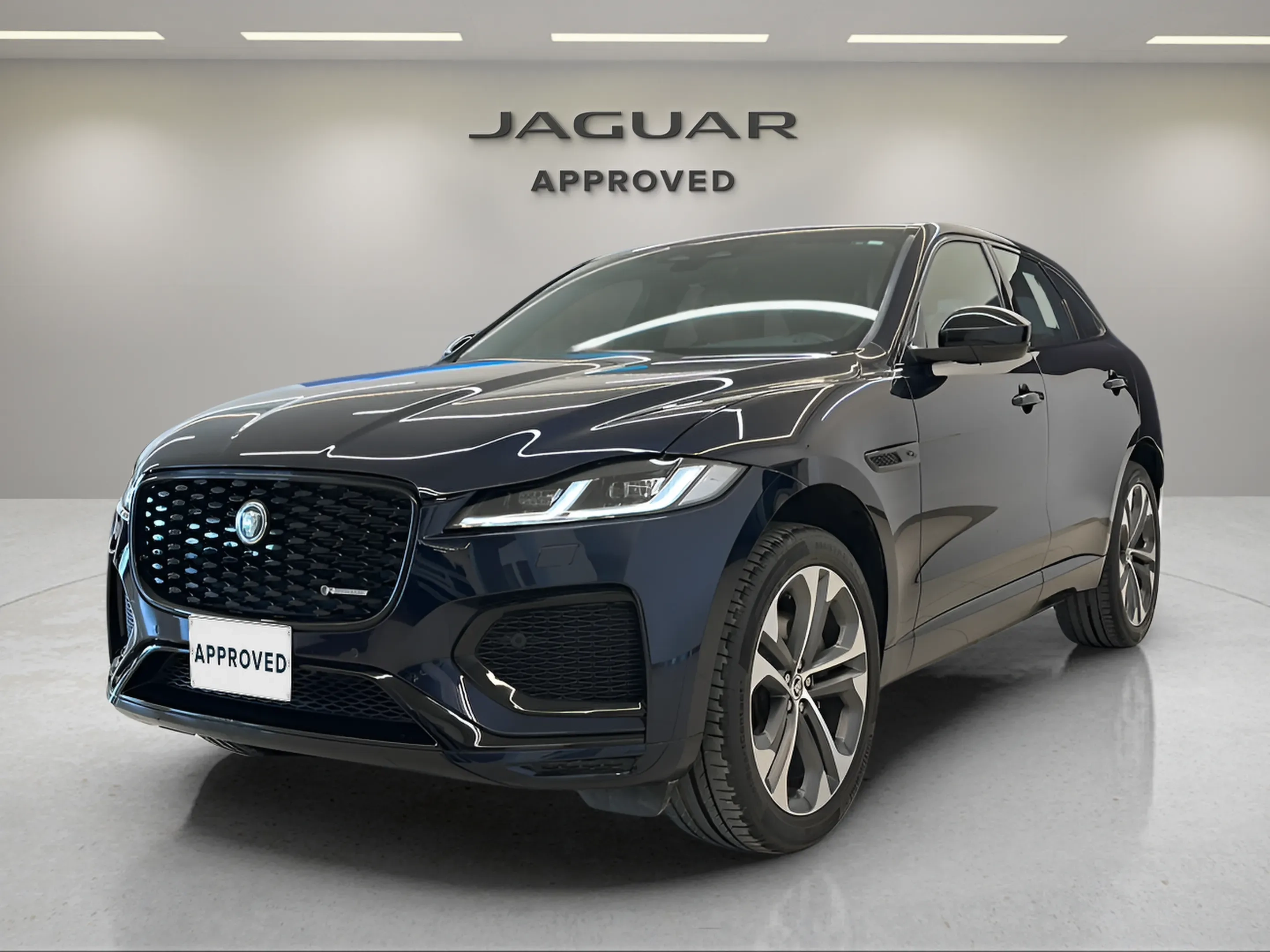 Jaguar F-pace R-dynamic 2024 in Saudi Arabia