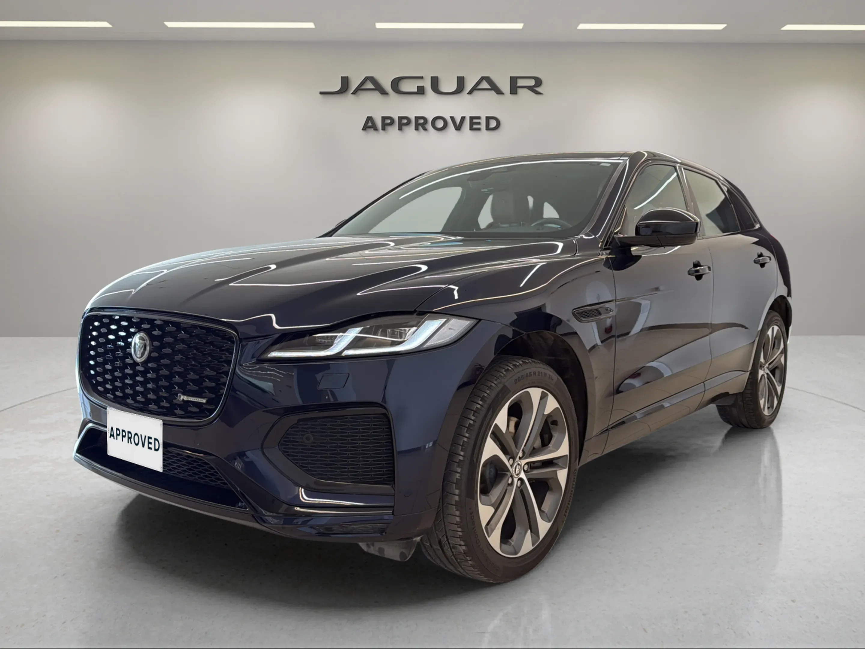 Jaguar F-pace R-dynamic 2024 in Saudi Arabia
