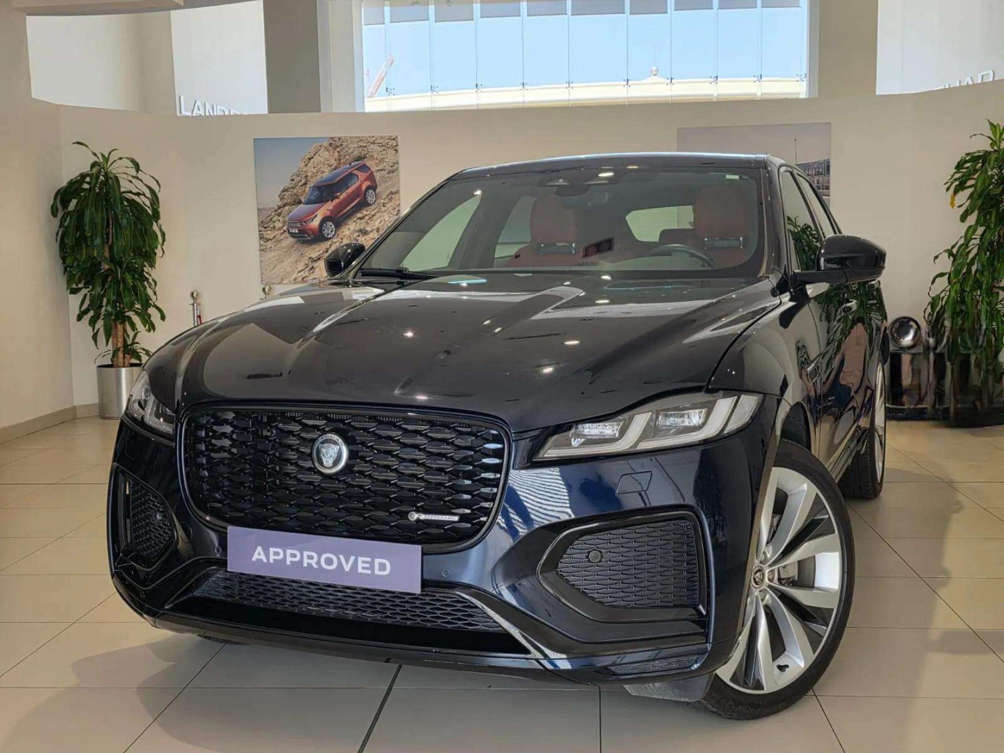 Jaguar F-pace R-dynamic Se 2024 in Saudi Arabia