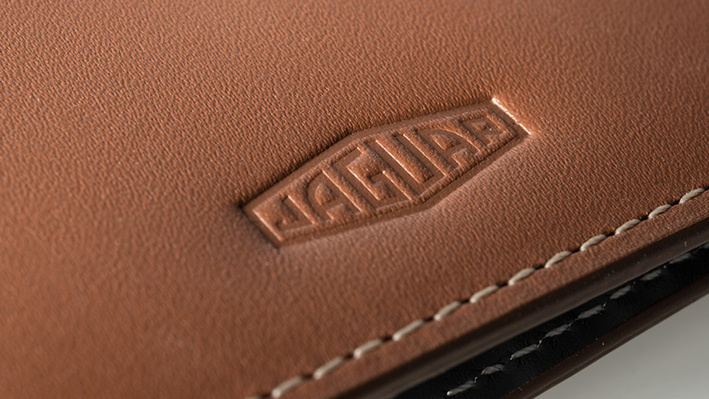 Heritage Dynamic Graphic Leather Wallet - Brown | Jaguar