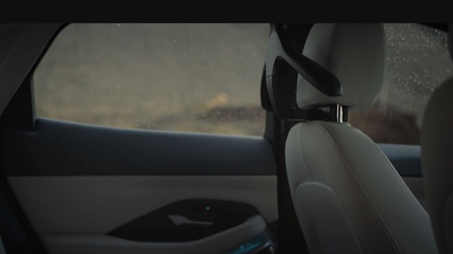 Get Jaguar Click and Hang At KWD 32.00