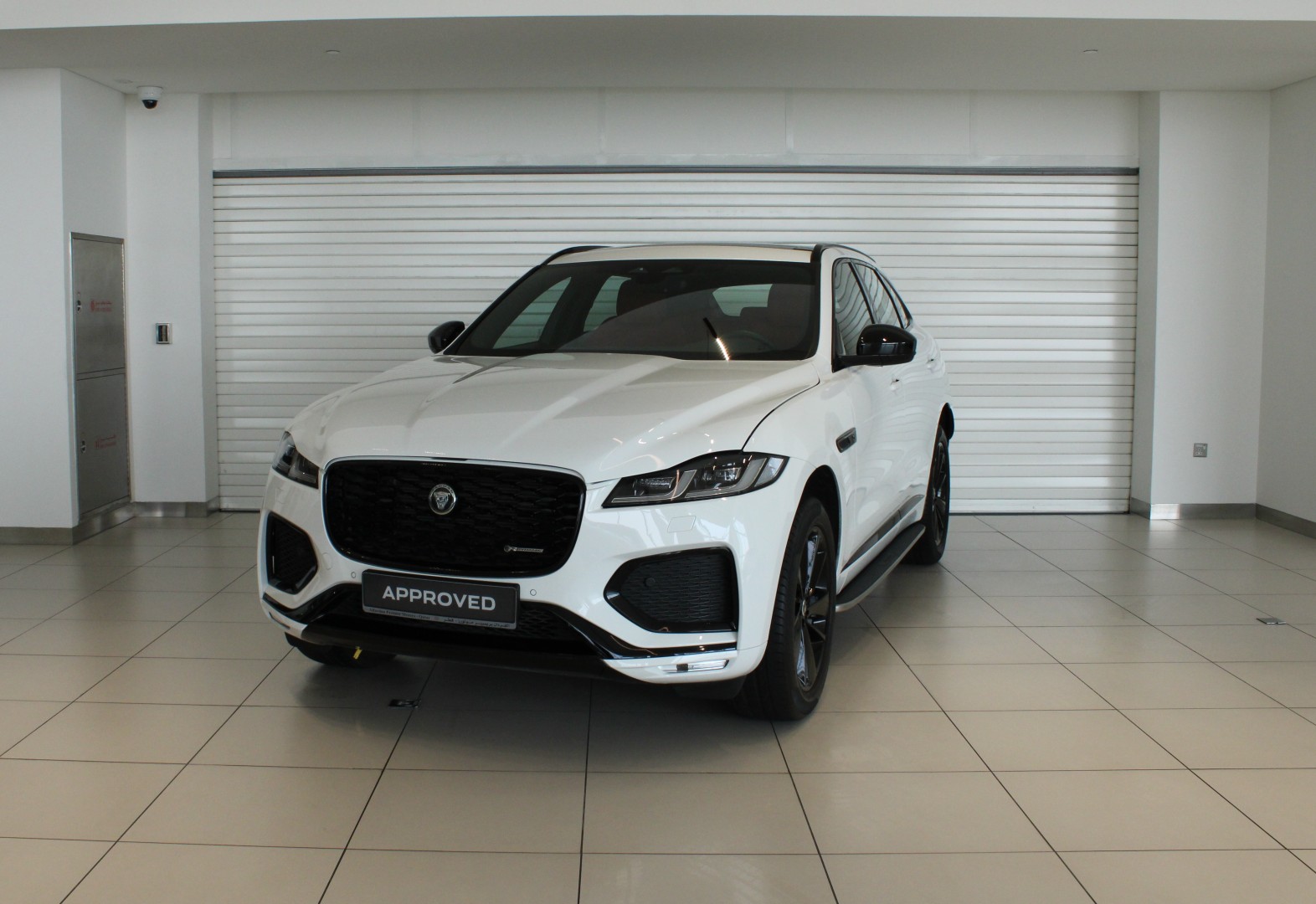 Jaguar F-pace R-dynamic 2024 in Qatar